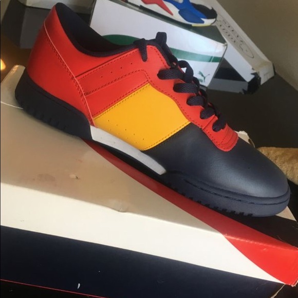 Filas - Picture 2 of 3